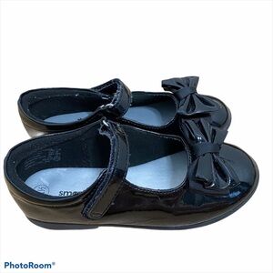 Smart fit Black Faux Patent Leather Bow Shoes 11.5